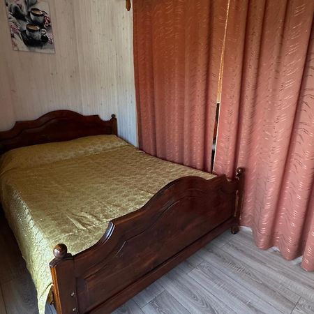 Gazdіvska Hata Guest House 亚列姆切 外观 照片