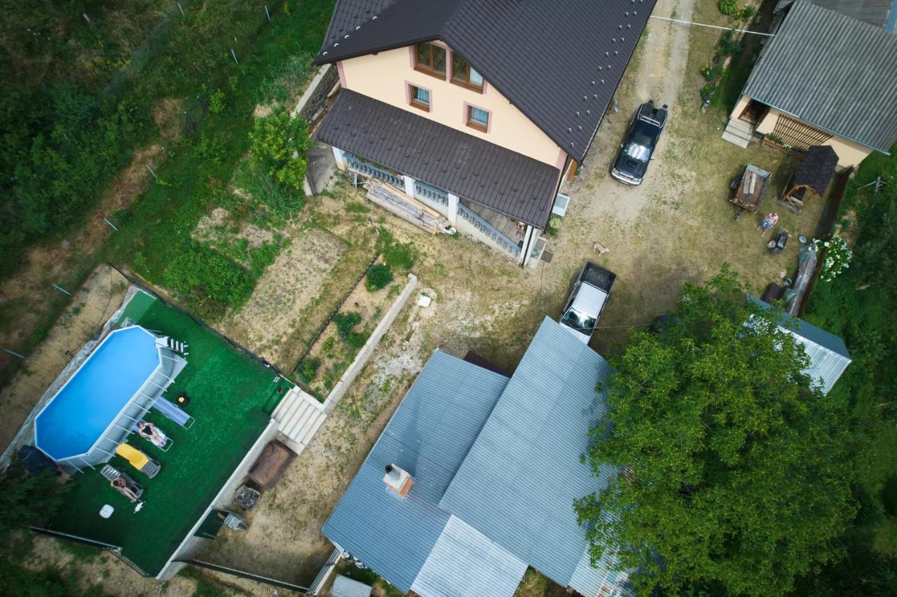 Gazdіvska Hata Guest House 亚列姆切 外观 照片