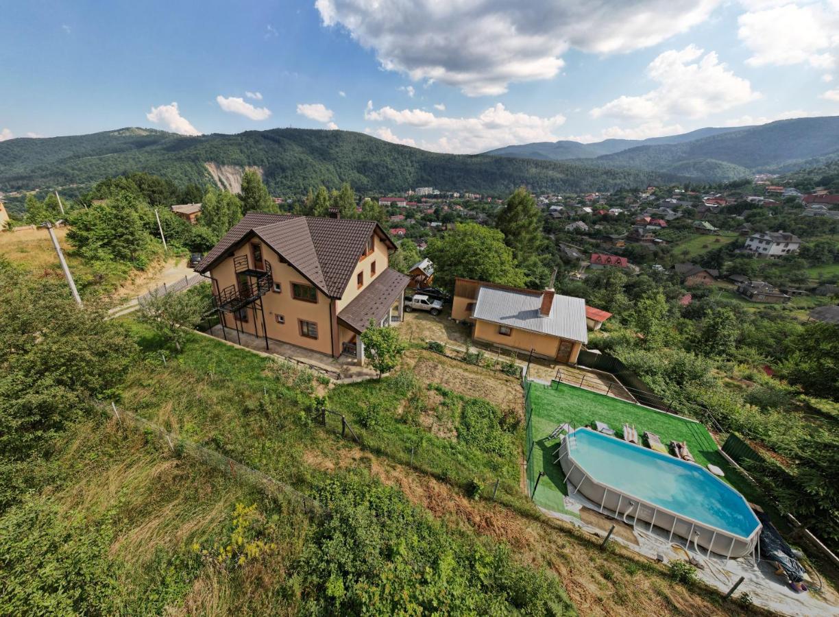 Gazdіvska Hata Guest House 亚列姆切 外观 照片
