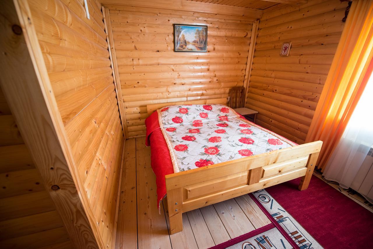 Gazdіvska Hata Guest House 亚列姆切 外观 照片