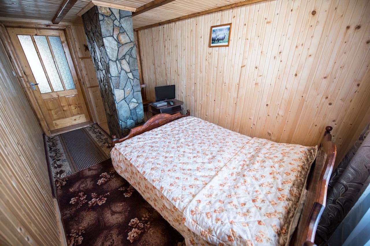 Gazdіvska Hata Guest House 亚列姆切 外观 照片