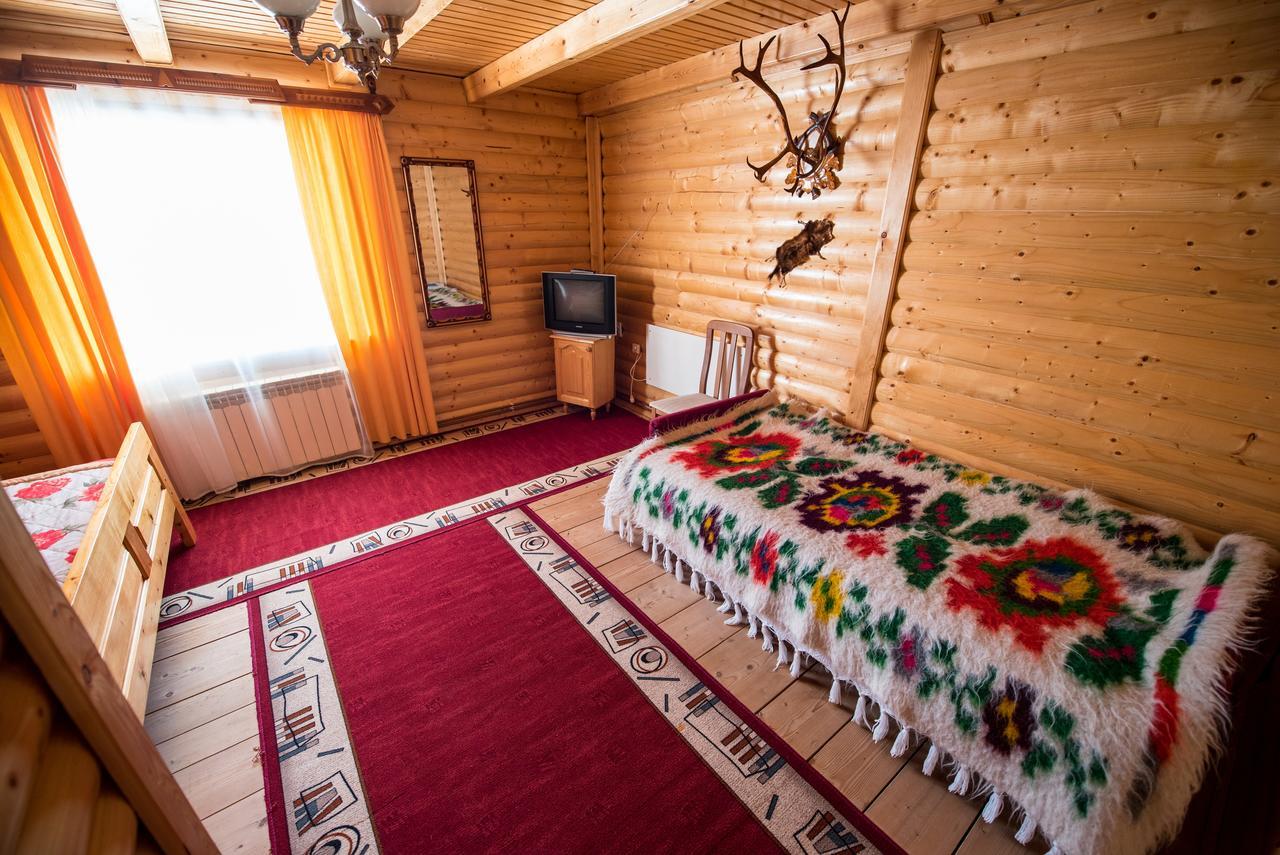 Gazdіvska Hata Guest House 亚列姆切 外观 照片
